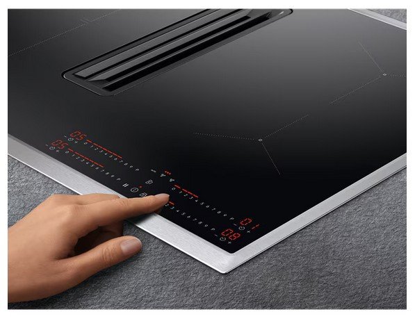 AEG A+ Autarkes Induktionskochfeld mit integriertem Dunstabzug 80 cm - COLI 84 COXB