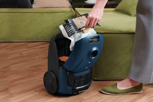 Hoover Bodenstaubsauger mit Beutel Petrol Blue - HE 110 HM 011