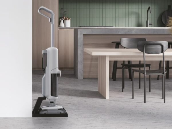 Hoover Kabelloser Nass-Trockensauger 220 Watt - HW 500 011