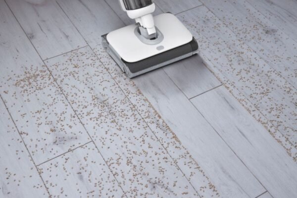 Hoover Kabelloser Nass-Trockensauger 220 Watt - HW 500 011
