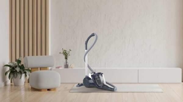 Hoover Bodenstaubsauger 700 Watt - Breeze BR71_ BR20011